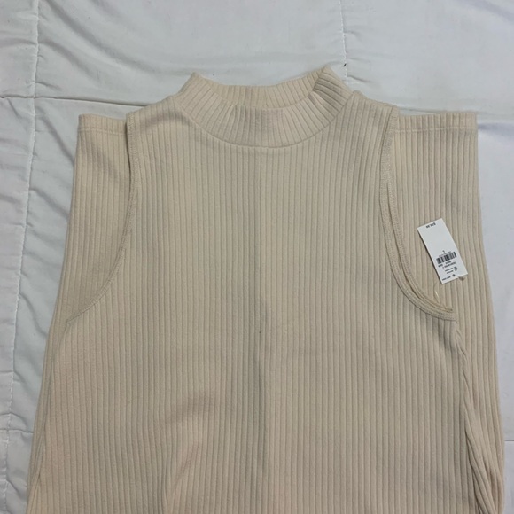 TWO NWT sleeveless ribbed dresses - Picture 4 of 9